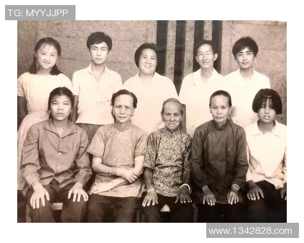 琼斯的传奇人生：从平凡到伟大的奋斗历程与启示