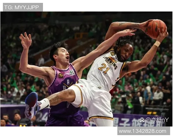 刘晓宇的成长之路：从篮球新星到职业球员的奋斗历程与心路历程